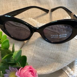 Frye & Co. 100% UV Lens Retro Vintage Cat Eye Style  Sunglasses Black Matte